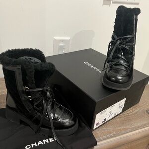 CHANEL BOOT